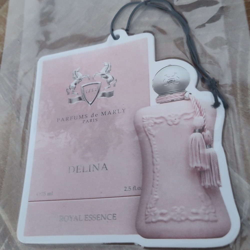 Delina Perfume Air Freshener
